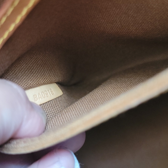 LV Alma - Picture 11 of 17